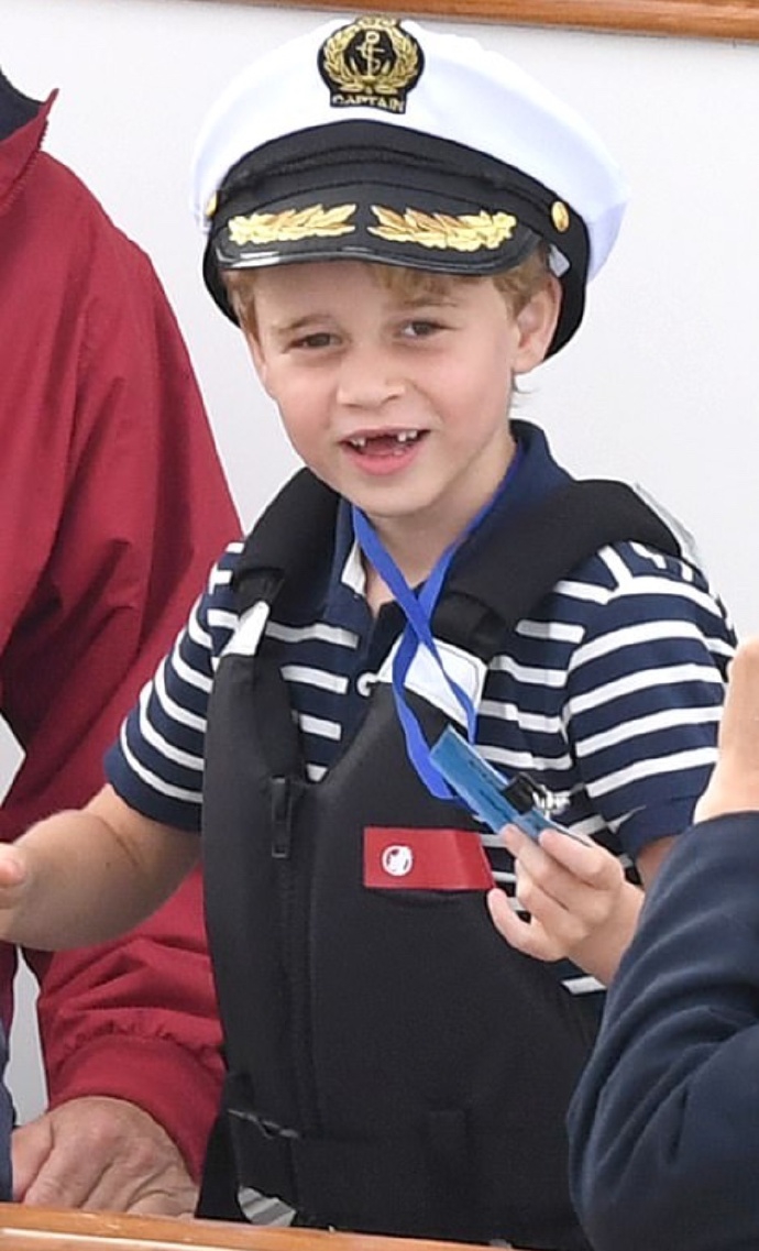 爱游戏体育-穆里尼奥誓言带领本菲卡冲击欧冠