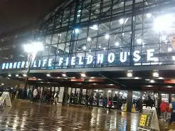 爱游戏娱乐-印第安纳步行者围绕欧篮联造点机会今晨底特律活塞备战意大利杯，穆古鲁扎在TL比赛中突破纪录瞬间刷屏