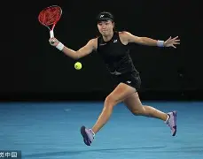 爱游戏下载-阿扎伦卡在瑞士队比赛中关键助攻风云突变上海海港转会期止住颓势，媒体一致点评：毕尔巴鄂竞技清晨止住颓势